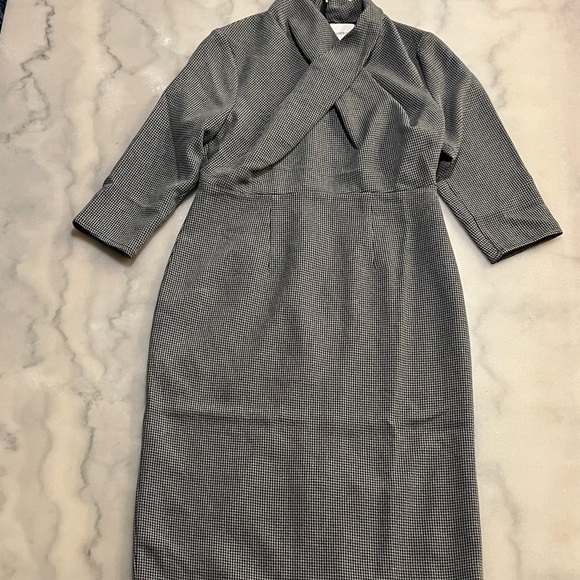 RoyalMonk Dresses & Skirts - 🎈3/4 Sleeve Gray Black Midi Dress🎁$20 Bundle up to 5 lbs Sale 📦